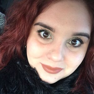 Meet your Posher, Anatalia